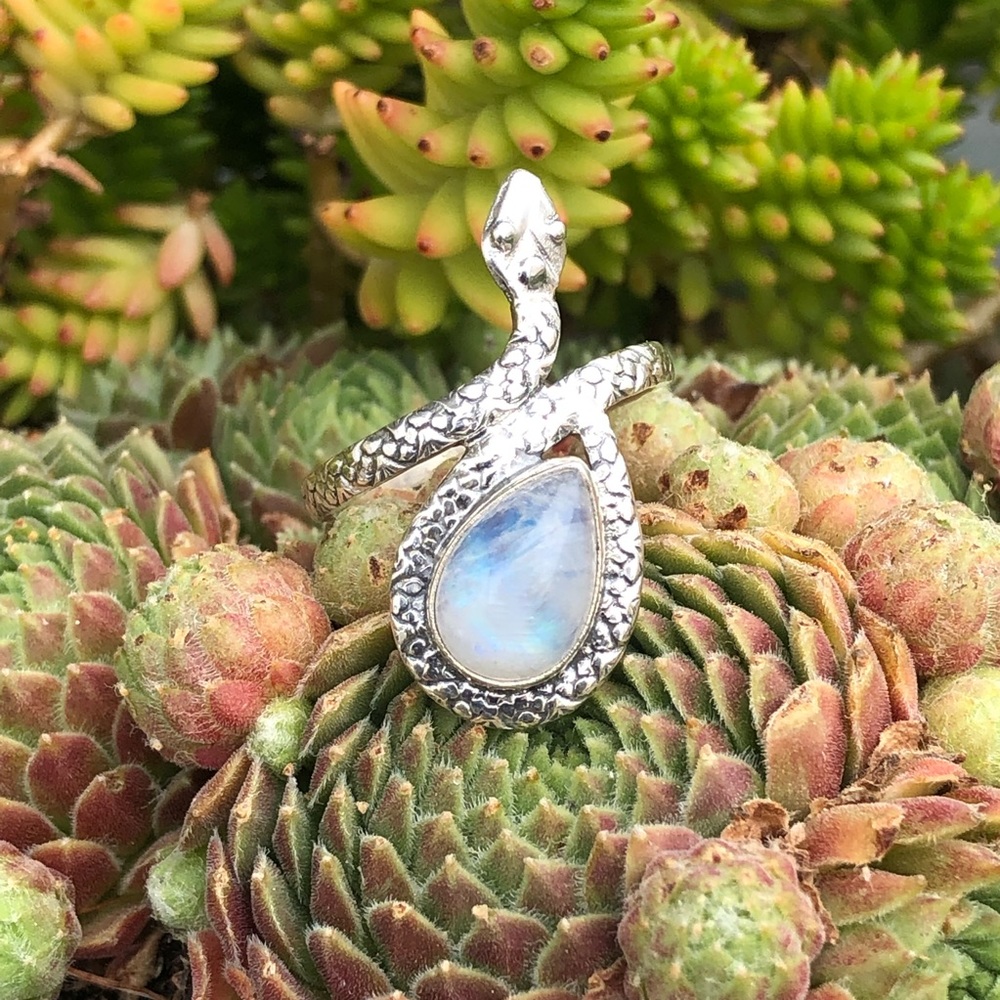 Moonstone Snake Sterling Silver Ring Sz 9